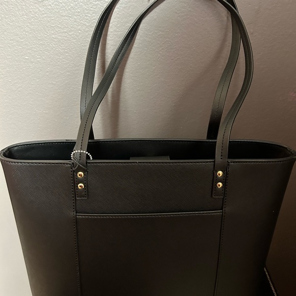 KARL LAGERFELD NWT MAYBELLE Black PURSE Zipper Compartments. - Picture 4 of 7